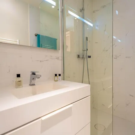 Belles - New & - Shellter-rentals Appartamento *